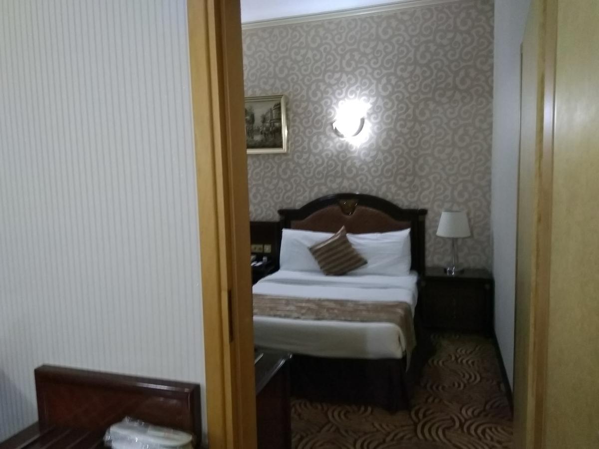 Sun And Sands Hotel Dubai Buitenkant foto